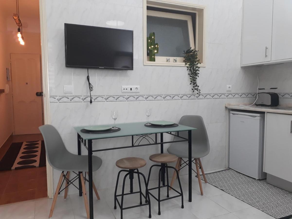 Apartamento Nas Olaias A 5 Minutos Da Faculdade Isel E Ist Lisboa Eksteriør bilde